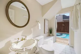 4900 Cedar St, Bellaire, TX 77401 - Photo 17