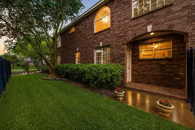 4900 Cedar Street, Bellaire, TX 77401 - Photo 35
