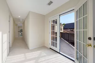 4900 Cedar St, Bellaire, TX 77401 - Photo 25