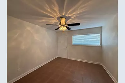 1141 N Durham Drive #17, Houston, TX 77008 - Photo 5