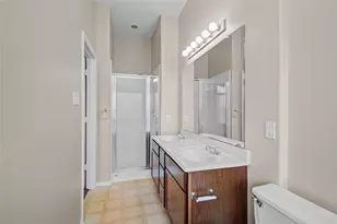 4226 Richmeadow Dr, Houston, TX 77048 - Photo 19