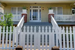 819 Broadway St, Galveston, TX 77550 - Photo 3