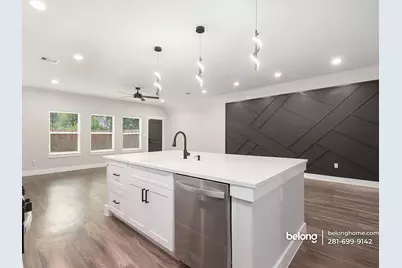 8119 Venus Street #B, Houston, TX 77088 - Photo 11