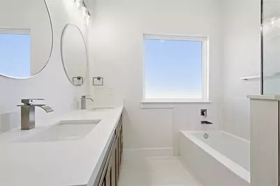 5921 Eastland Street, Houston, TX 77028 - Photo 15