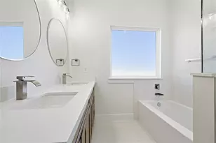 5921 Eastland St, Houston, TX 77028 - Photo 15