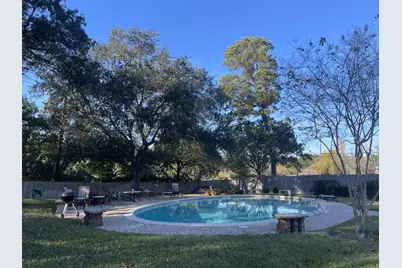 44 Bayou Pointe Drive, Houston, TX 77063 - Photo 39