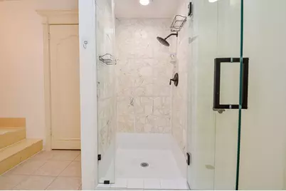 44 Bayou Pointe Drive, Houston, TX 77063 - Photo 31