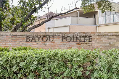 44 Bayou Pointe Drive, Houston, TX 77063 - Photo 3