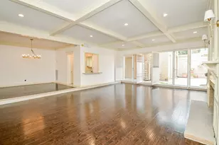 44 Bayou Pointe Dr, Houston, TX 77063 - Photo 15