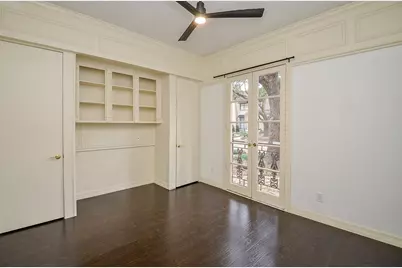 44 Bayou Pointe Drive, Houston, TX 77063 - Photo 9