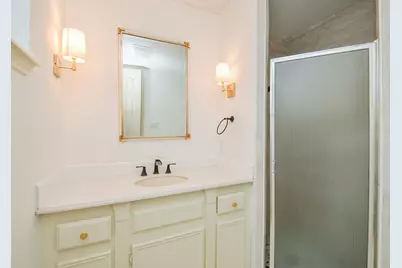 44 Bayou Pointe Drive, Houston, TX 77063 - Photo 11