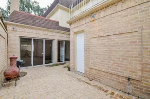 44 Bayou Pointe Dr, Houston, TX 77063 - Photo 35