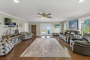 510 Flamingo Dr, Smith Point, TX 77514 - Photo 7