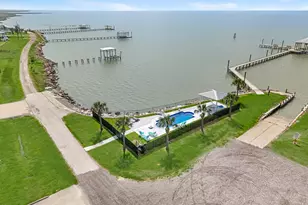 510 Flamingo Dr, Smith Point, TX 77514 - Photo 41