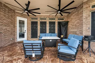 12411 Emerald Ln, Mont Belvieu, TX 77523 - Photo 41