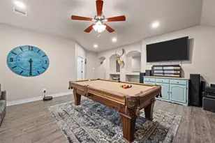 12411 Emerald Ln, Mont Belvieu, TX 77523 - Photo 33