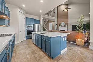 12411 Emerald Ln, Mont Belvieu, TX 77523 - Photo 15