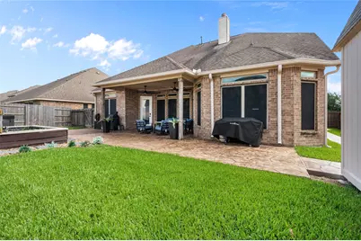 12411 Emerald Lane, Mont Belvieu, TX 77535 - Photo 43