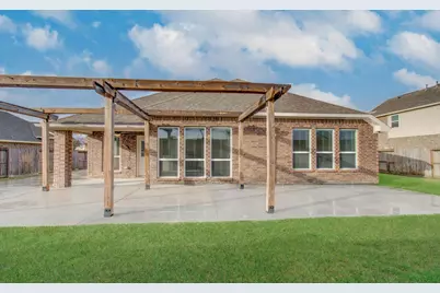 3322 Boomer Boulevard, Mont Belvieu, TX 77523 - Photo 39