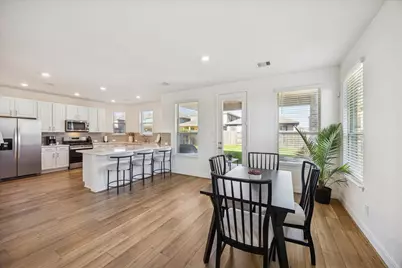 2933 Shimmer Edge Drive, Katy, TX 77493 - Photo 11