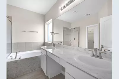 13210 Anchor Isle Court, La Marque, TX 77568 - Photo 11