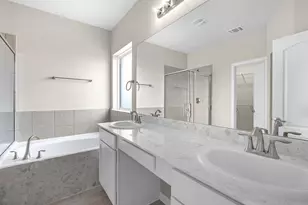 13210 Anchor Isle Ct, La Marque, TX 77568 - Photo 11