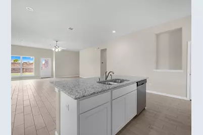 13210 Anchor Isle Court, La Marque, TX 77568 - Photo 5