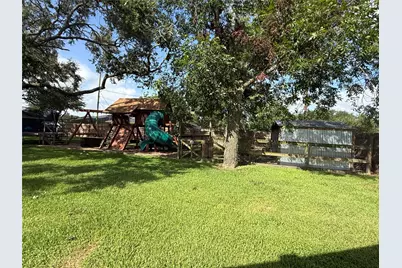 707 S McCarty Avenue, Eagle Lake, TX 77434 - Photo 23