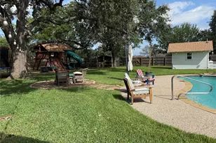 707 S McCarty Ave, Eagle Lake, TX 77434 - Photo 27