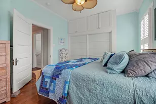 2211 Bernardo De Galvez Ave, Galveston, TX 77550 - Photo 29