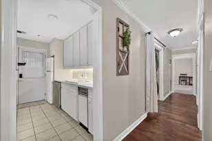 6317 Crab Orchard Rd, Houston, TX 77057 - Photo 9