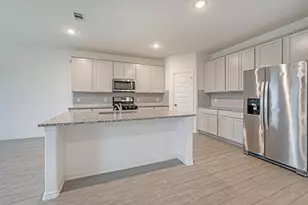 5806 Aurora Grns Ln, Katy, TX 77493 - Photo 11