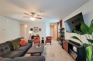 24802 Winema Woods Ln, Houston, TX 77336 - Photo 7