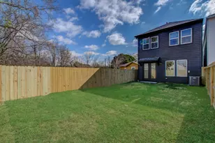 4425 Providence St, Houston, TX 77020 - Photo 29
