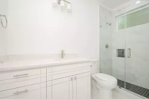 426 Sikes St, Houston, TX 77018 - Photo 7