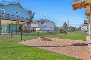 4126 Grayson, Galveston, TX 77554 - Photo 31