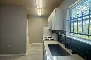 3020 Jewel St, Houston, TX 77026 - Photo 5