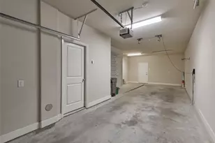 2904 Chenevert St, Houston, TX 77004 - Photo 15