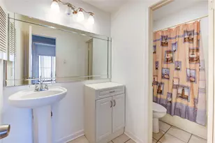 401 Lakeside Ln, Houston, TX 77058 - Photo 27