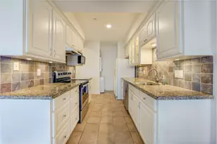 401 Lakeside Ln, Houston, TX 77058 - Photo 19