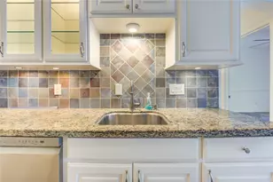 401 Lakeside Ln, Houston, TX 77058 - Photo 17