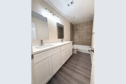 2802 Sunshine Circle, Sugar Land, TX 77479 - Photo 19