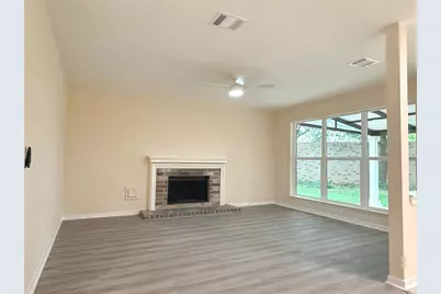 2802 Sunshine Circle, Sugar Land, TX 77479 - Photo 7