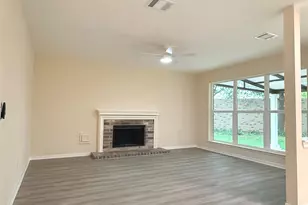 2802 Sunshine Cir, Sugar Land, TX 77479 - Photo 7