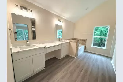 2802 Sunshine Circle, Sugar Land, TX 77479 - Photo 15