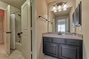 6 Devon Dale Dr, Tomball, TX 77375 - Photo 37