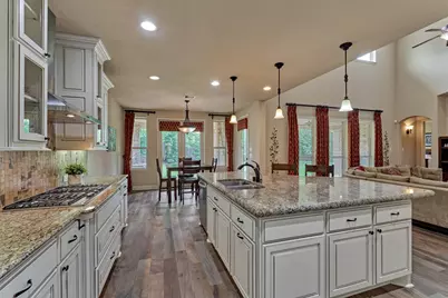 6 Devon Dale Drive, Tomball, TX 77375 - Photo 17