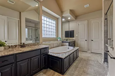 6 Devon Dale Drive, Tomball, TX 77375 - Photo 29