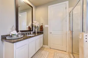 1110 Sherwood Trail, Houston, TX 77043 - Photo 15