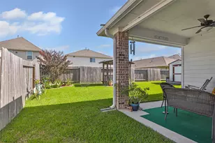 10019 Pine Valley Ct, Baytown, TX 77521 - Photo 27